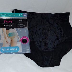 Maidenform Flexees Brief 2XL (18-20) in Black Ultra Firm